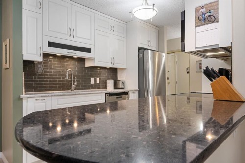 210-111 14 Avenue Se, Calgary, AB 