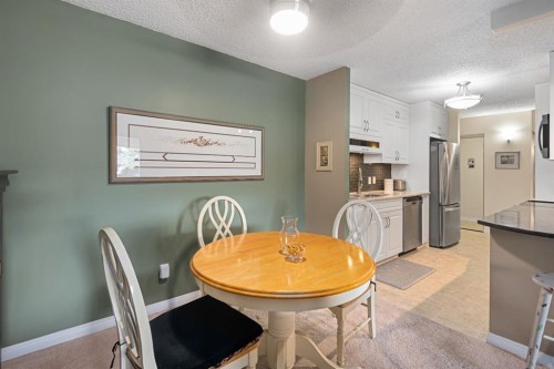 210-111 14 Avenue Se, Calgary, AB 