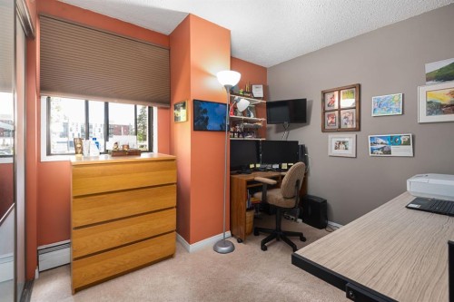 210-111 14 Avenue Se, Calgary, AB 