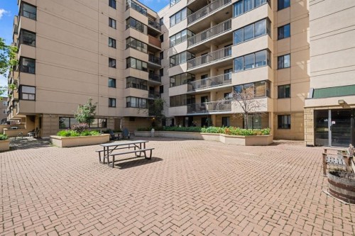 210-111 14 Avenue Se, Calgary, AB 