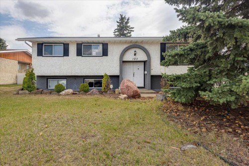 123 Nolan Street, Red Deer, AB - Outdoor