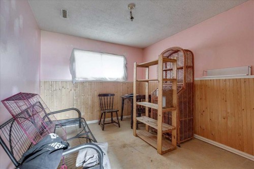 123 Nolan Street, Red Deer, AB - Indoor