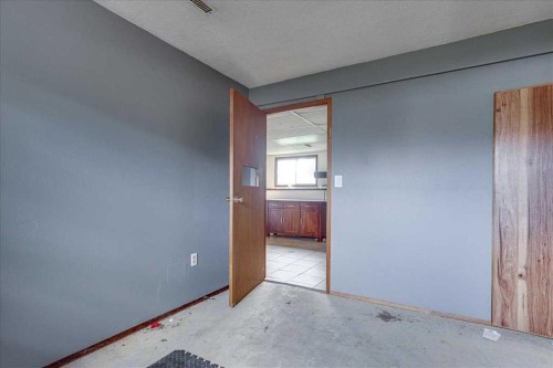123 Nolan Street, Red Deer, AB - Indoor