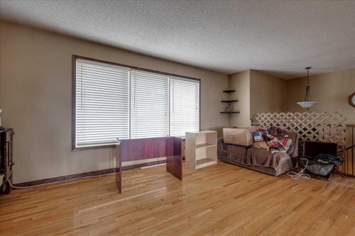 123 Nolan Street, Red Deer, AB - Indoor