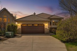 531 Sierra Morena Court SW Calgary, AB T3H 3C2