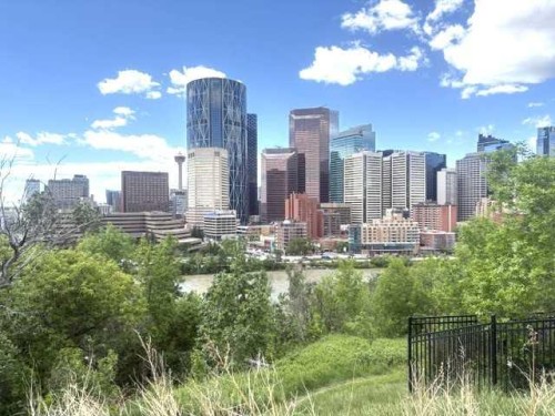 334 3 Avenue Ne, Calgary, AB 