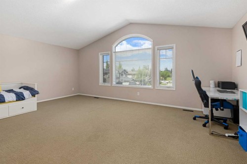 60 Chapala Square Se, Calgary, AB 