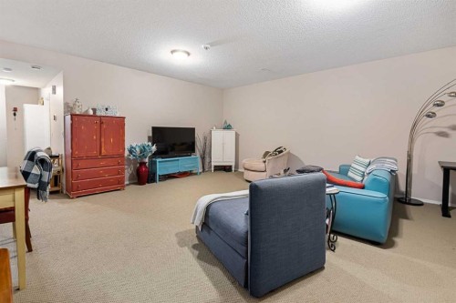 60 Chapala Square Se, Calgary, AB 