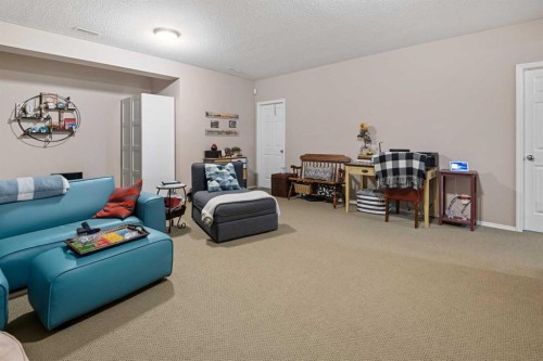 60 Chapala Square Se, Calgary, AB 