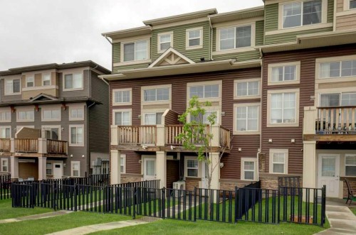 452 Sage Hill Grove Nw, Calgary, AB 