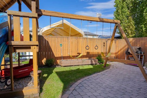 63 Coventry View Ne, Calgary, AB 