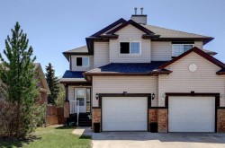 15 Parklane Drive Strathmore, AB T1P 1C2