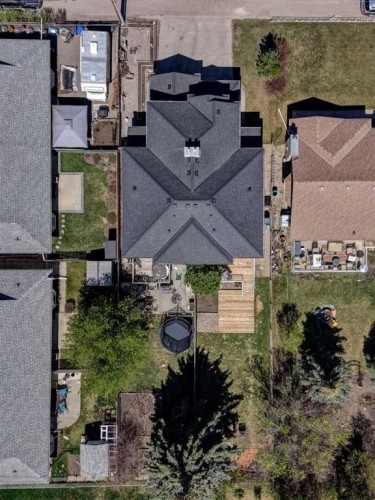 15 Parklane Drive, Strathmore, AB - Outdoor