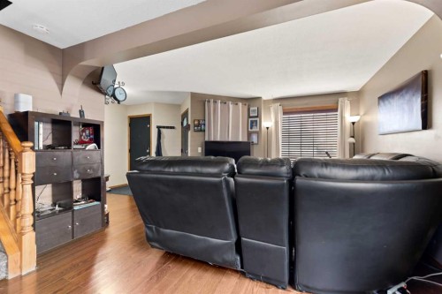 48 Sunridge Crescent Nw, Airdrie, AB - Indoor