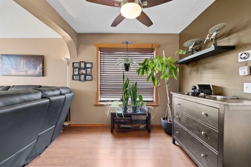 48 Sunridge Crescent Nw, Airdrie, AB - Indoor