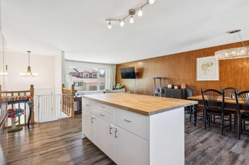 215 Silver Valley Rise Nw, Calgary, AB 