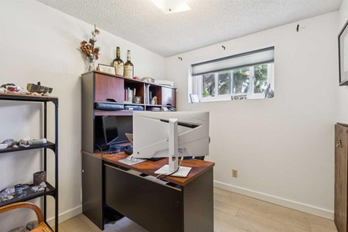 215 Silver Valley Rise Nw, Calgary, AB 