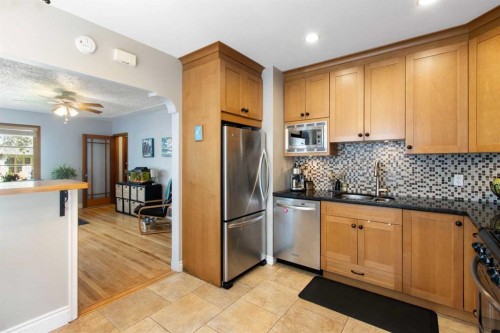 609 9 Avenue Ne, Calgary, AB 