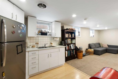 609 9 Avenue Ne, Calgary, AB 
