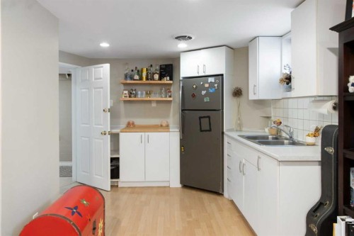 609 9 Avenue Ne, Calgary, AB 
