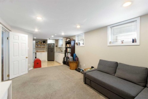 609 9 Avenue Ne, Calgary, AB 