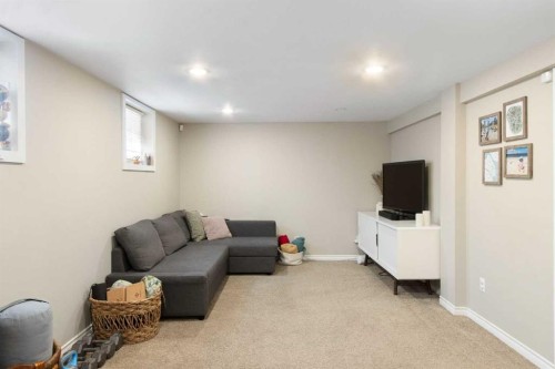 609 9 Avenue Ne, Calgary, AB 