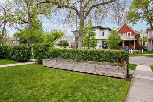 609 9 Avenue Ne, Calgary, AB 