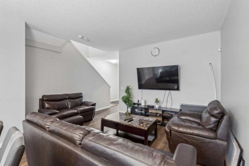 291 Magnolia Square Se, Calgary, AB 