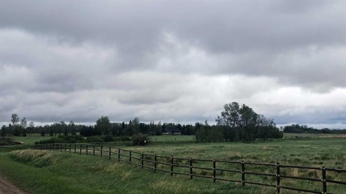 270182 Inverlake Road, Rural Rocky View County, AB 