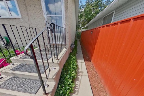3232 Doverville Crescent Se, Calgary, AB 