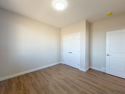 160 Belvedere Park Se, Calgary, AB 