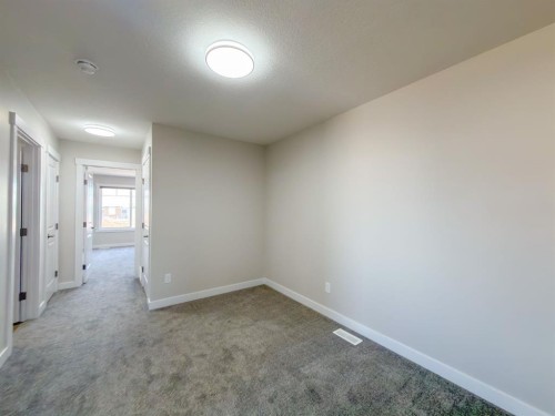 160 Belvedere Park Se, Calgary, AB 