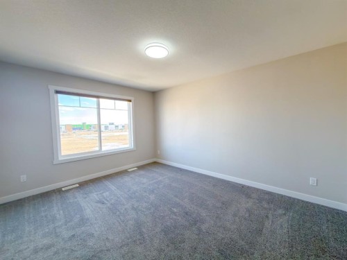 160 Belvedere Park Se, Calgary, AB 