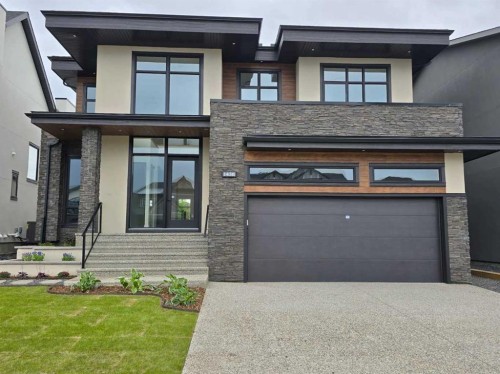 1436 Coopers Landing SW Airdrie, AB T4B 4J4