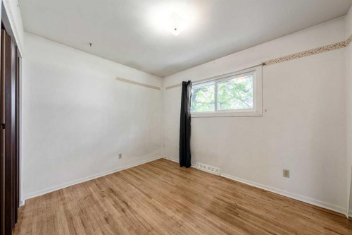 1032 89 Avenue Sw, Calgary, AB 