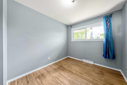 1032 89 Avenue Sw, Calgary, AB 