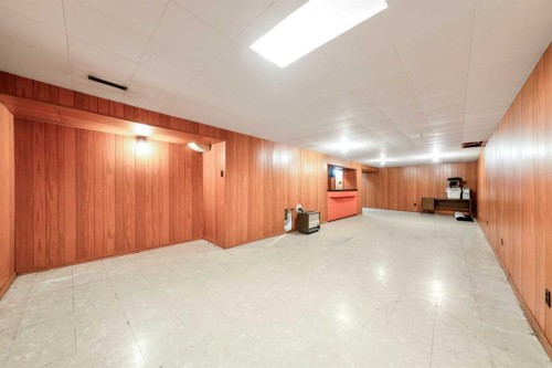 1032 89 Avenue Sw, Calgary, AB 