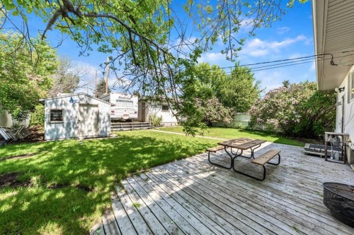 1032 89 Avenue Sw, Calgary, AB 
