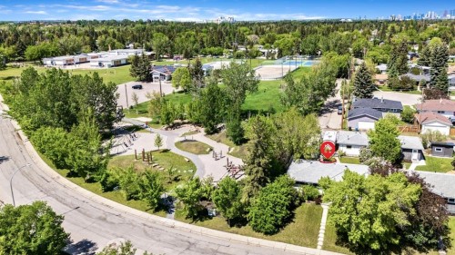 1032 89 Avenue Sw, Calgary, AB 