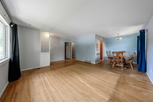 1032 89 Avenue Sw, Calgary, AB 