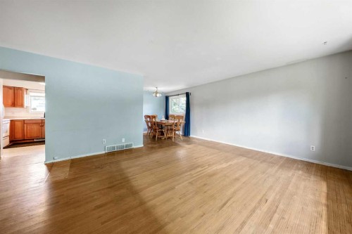 1032 89 Avenue Sw, Calgary, AB 