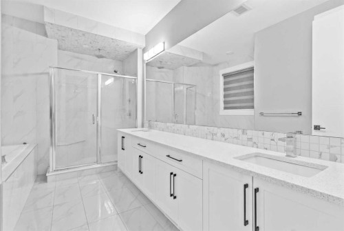 247 Kinniburgh Place, Chestermere, AB - Indoor Photo Showing Bathroom