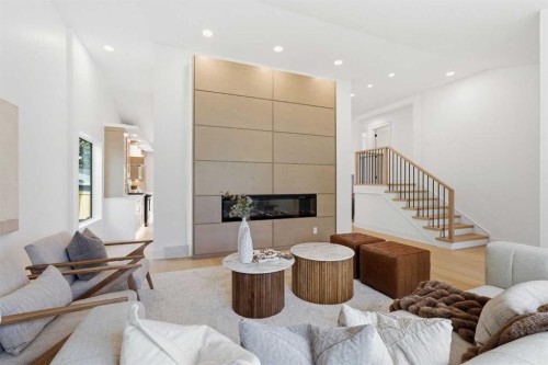60 Lake Lucerne Close Se, Calgary, AB - Indoor Photo Showing Living Room