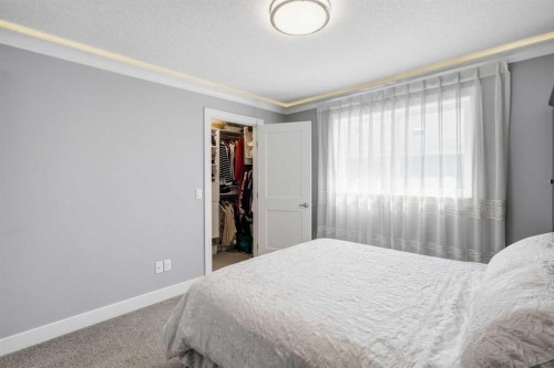 160 Kinniburgh Loop, Chestermere, AB 