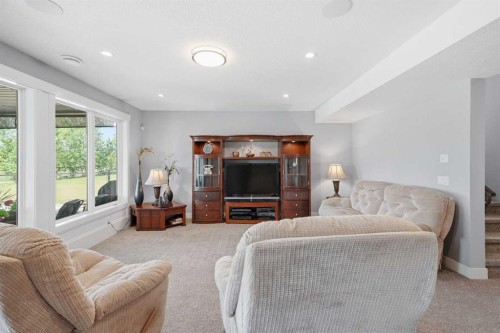 160 Kinniburgh Loop, Chestermere, AB 