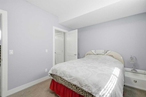 160 Kinniburgh Loop, Chestermere, AB 
