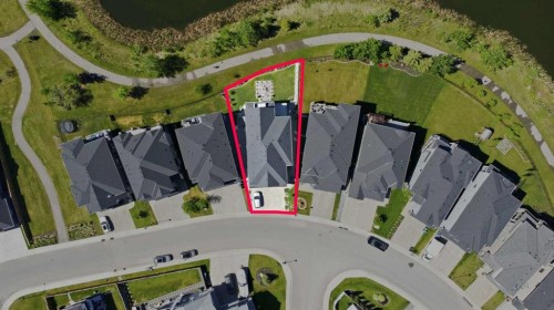 160 Kinniburgh Loop, Chestermere, AB 