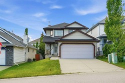 74 Tuscarora Heights NW Calgary, AB T3L 2H2
