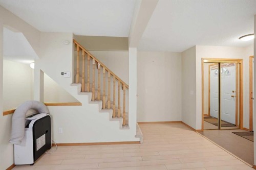 42 Patina Point Sw, Calgary, AB 