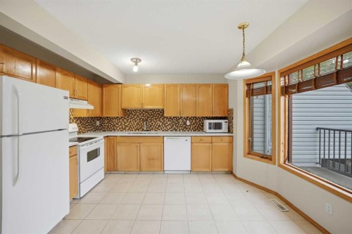 42 Patina Point Sw, Calgary, AB 